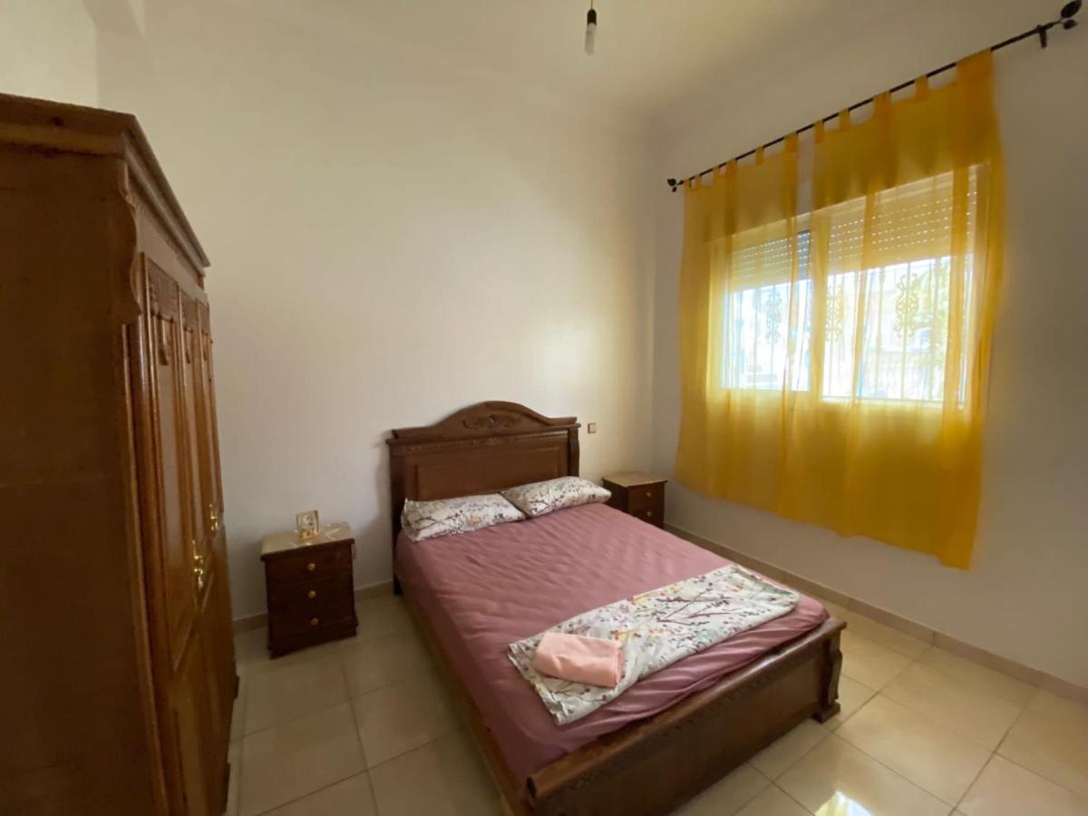 Appartement Martil 3 Chambres Proche De Centre Ville 5Mn A Pied Et La Plage 10Mn A Pied Et 10Mn De Aeroport Tetouan En Voiture ภายนอก รูปภาพ