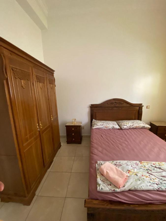Appartement Martil 3 Chambres Proche De Centre Ville 5Mn A Pied Et La Plage 10Mn A Pied Et 10Mn De Aeroport Tetouan En Voiture ภายนอก รูปภาพ