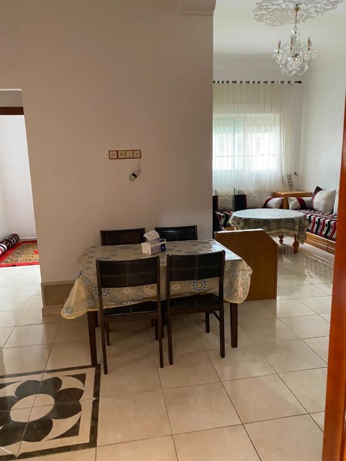 Appartement Martil 3 Chambres Proche De Centre Ville 5Mn A Pied Et La Plage 10Mn A Pied Et 10Mn De Aeroport Tetouan En Voiture ภายนอก รูปภาพ